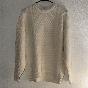 Aritzia Ivory Cable Knit Oversized Pullover